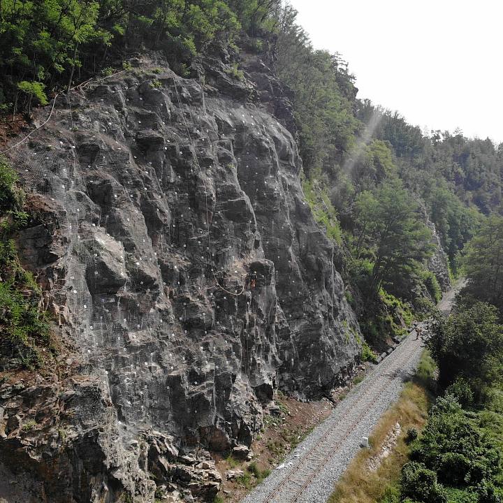 Oprava traťového úseku Ledečko (mimo) - Kácov - Zruč nad Sázavou (mimo)